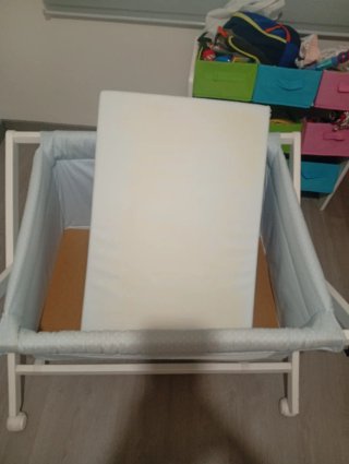 Mini cuna de bebé