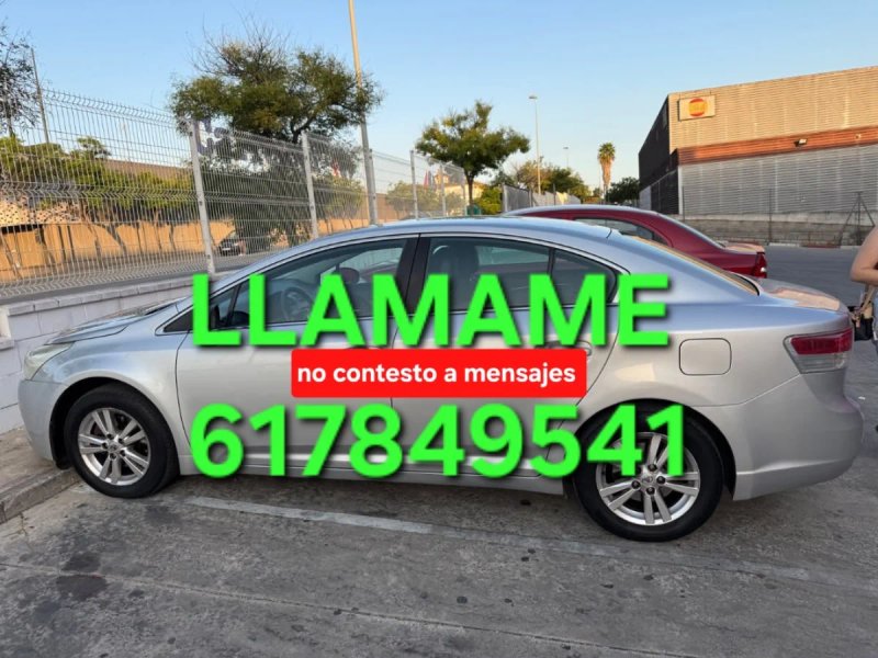 Toyota Avensis 2009 - foto 1