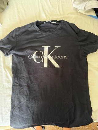Lote de ropa de marca