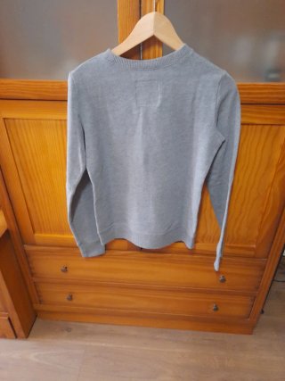 Sudadera Hollister Gris.