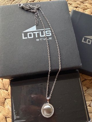 Conjunto Lotus Style Collar y Pulsera Plata