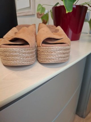 Sandalias POPA Talla 38 Camel