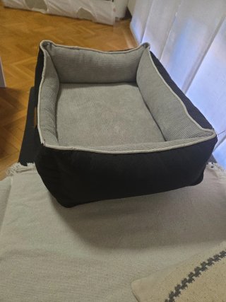 Cama para perro/gato negra y gris