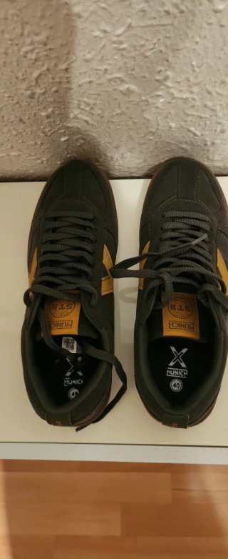 Zapatillas Munich Marrones y Verdes