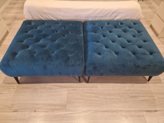 Juego de 2 puffs de terciopelo azul