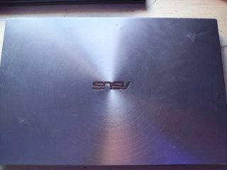 Portátil ASUS ZenBook UX431F