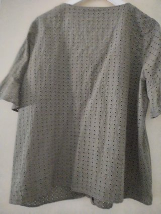 Blusa Couchel verde caqui calada