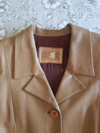 Chaqueta de cuero autentico como nueva