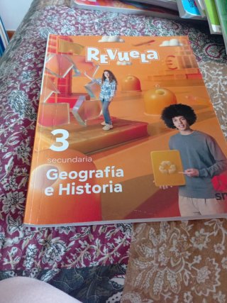 Geografía e Historia, 3 secundaria. Revuela