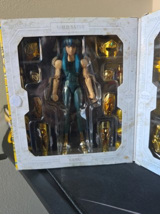 Saint Seiya Myth Cloth Camus Acquario 2005