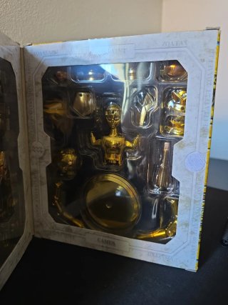 Saint Seiya Myth Cloth Camus Acquario 2005