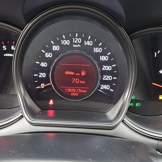 Kia cee'd 1.4 CRDi WGT 90cv Concept