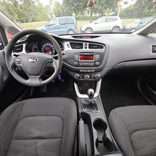 Kia cee'd 1.4 CRDi WGT 90cv Concept