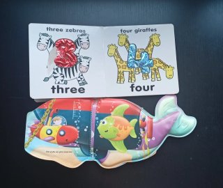 4 libros bebe