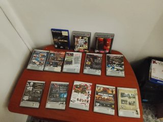 PlayStation 2 Slim + 54 giochi  (Molti Platinum!)