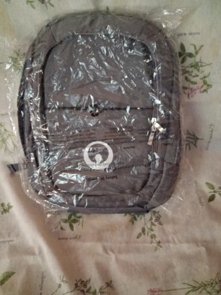 Mochila escolar sin estrenar