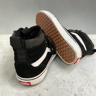 Botas Vans Negras con Borreguito Talla 38.5
