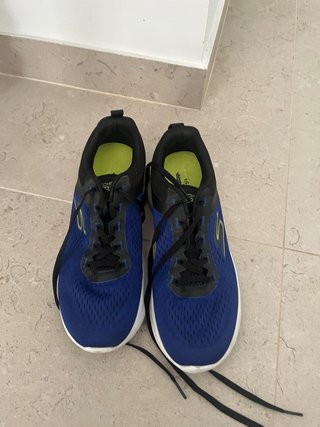 Zapatillas Skechers GOrun Azul y Negro