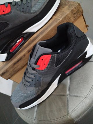 Scarpe uomo grigie e rosse N.46