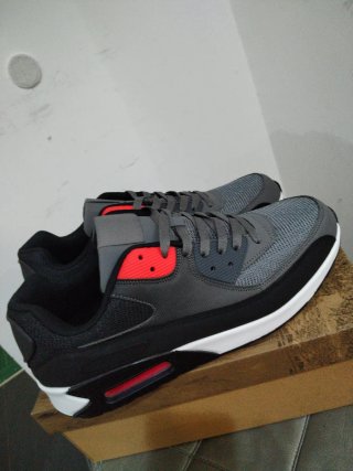 Scarpe uomo grigie e rosse N.46