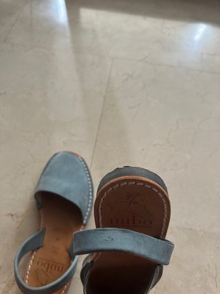 Abarcas Mibo Gris Talla 36