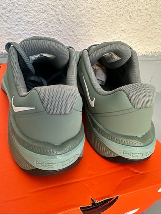Nike Metcon 10 Crossfit talla 40,5 color verde