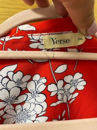 Blusa Yerse Estampada Flores Roja