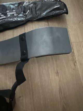Aislador de bíceps Emrah