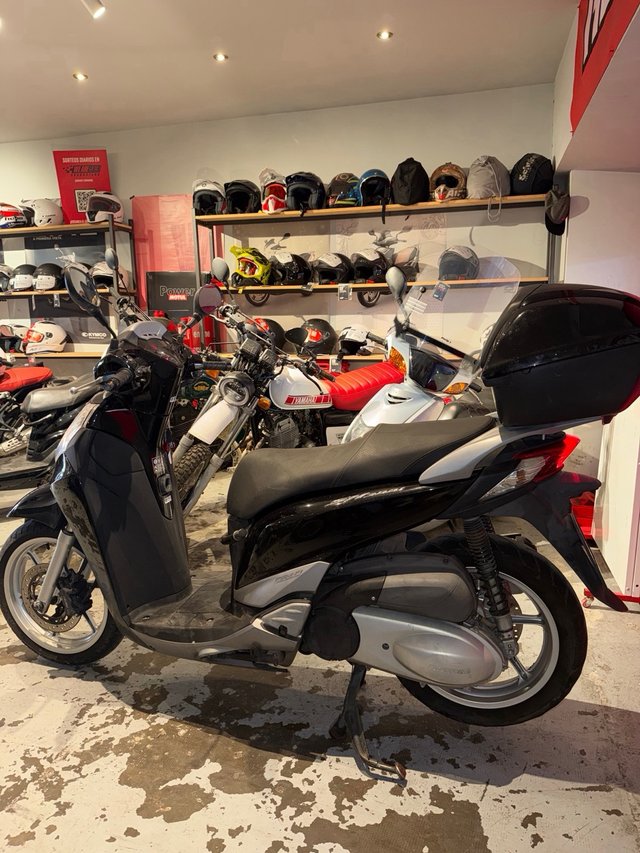 Honda SH 300 2013