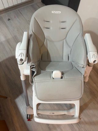 Trona Peg Perego alta silla bebé