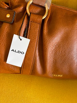 Bolso Aldo Marrón con Candado Dorado