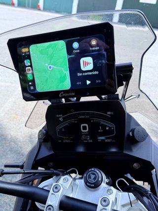 Voge 900 DSX Negra y Dorada