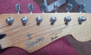 Guitarra Eléctrica Fender Japonesa 1984.