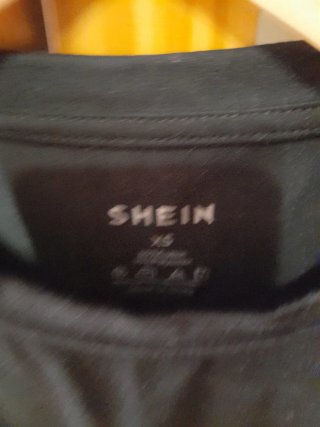 Camiseta SHEIN Negra XS.