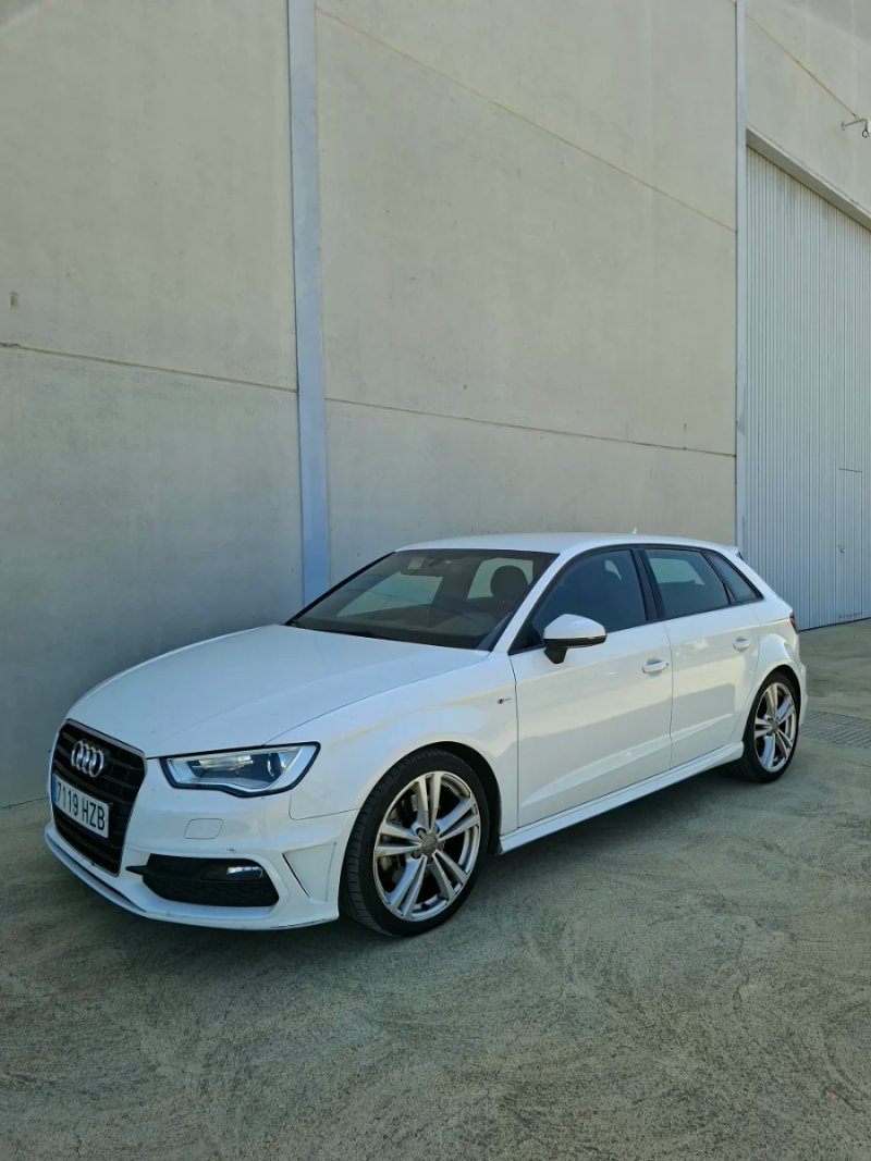 Audi A3 2015 sline - foto 1