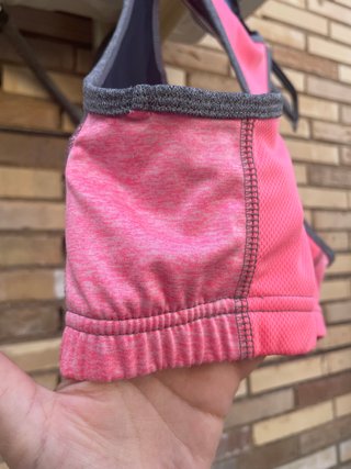 Crop top deportivo de Lefties NUEVO gris y rosa