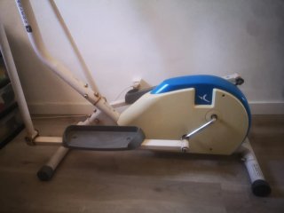 Máquina Elíptica Domyos