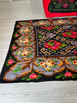 Tappeto Kilim Lana Nero e Rosa