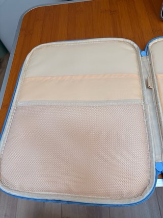 Funda acolchada iPad cuadros azul