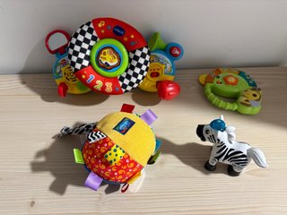 Lote Juguetes Bebé VTech y Playgro