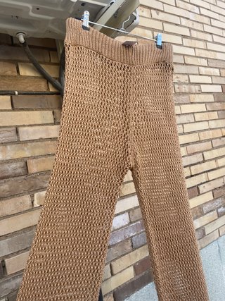 Pantalón de punto calado NUEVO color camel