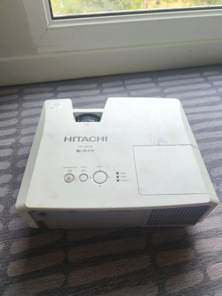 Proyector Hitachi Blanco