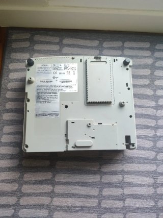 Proyector Hitachi Blanco