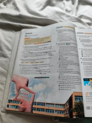 Make the Grade Bachillerato 1. Student's book
