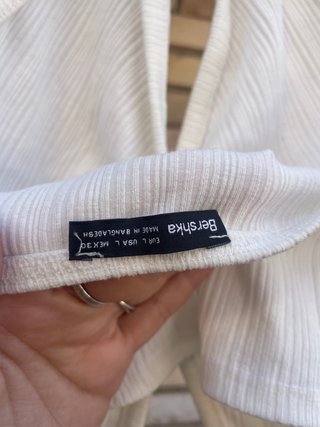 Top halter blanco NUEVO de Bershka