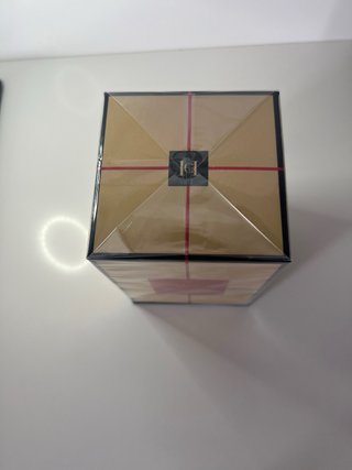 Carolina Herrera Amazonian Rose Perfume