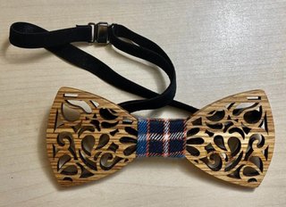 Pajarita Madera Tallada