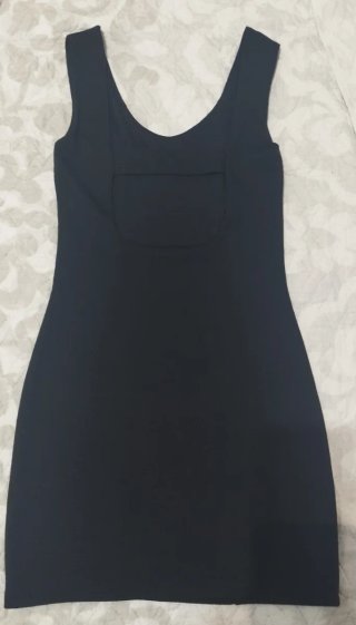 Vestido corto negro