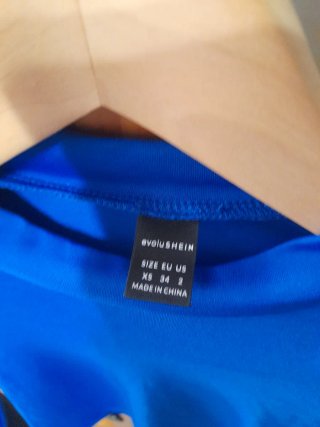 Camiseta corta manga larga azul