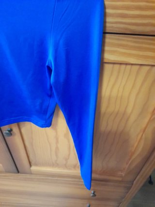 Camiseta corta manga larga azul